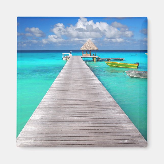 Íman Jetty com barcos em lagoa tropical (Frente)