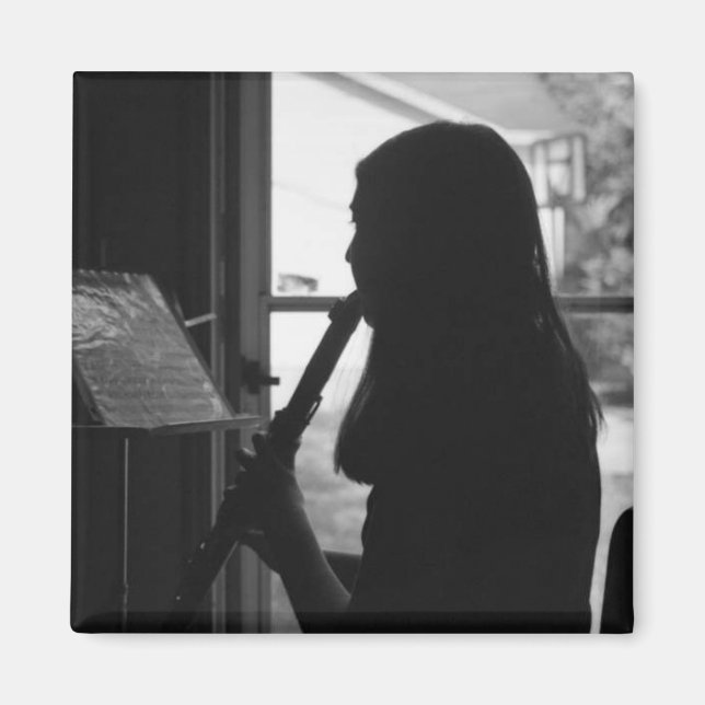 Íman Jogando Clarinet pela Luz (Frente)