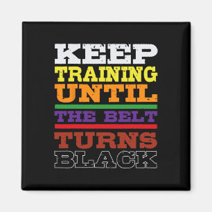 Íman Karate Black Belt Treinando Artes Marciais Japones