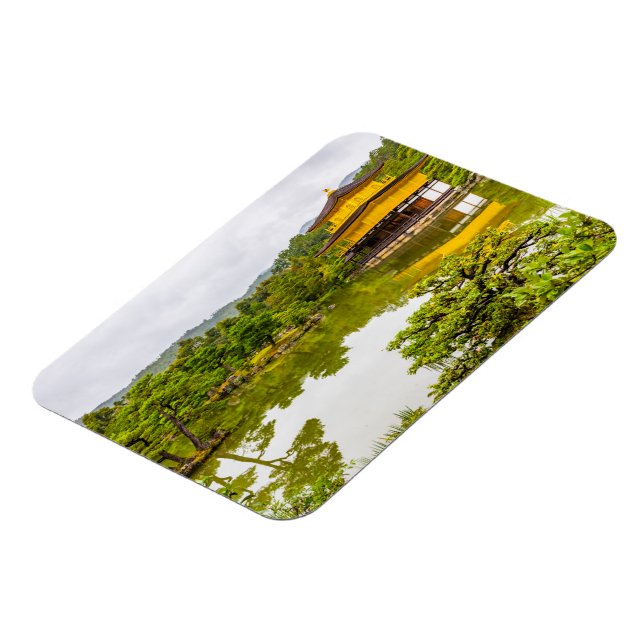 Íman Kinkaku-ji Ou Pavilhão E Pond Do Ouro, Quioto (Left Side)