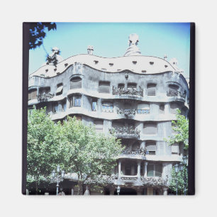 Íman La Pedrera ou casas Mila, 1905-10
