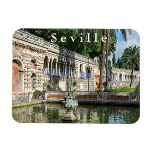 Íman Lagoa de Mercury e a galeria do Grotesque.