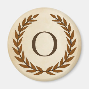 Íman Laurel Wreath sobre o pergaminho Monograma Inicial