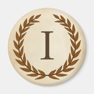 Íman Laurel Wreath sobre o pergaminho Monograma Inicial