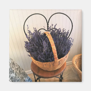 Íman Lavanda em uma cesta