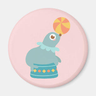 Íman Leão de Circo Cónico Fazendo Malabarismo com Bola