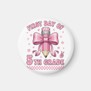 Íman Linda Menina da 5ª Série Arco Rosa Desenho de Lápi