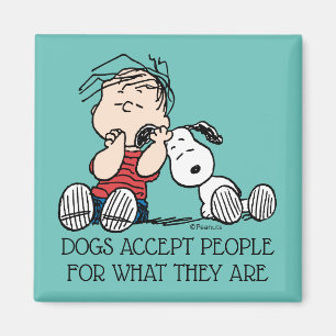 Íman Linus confortado com o ouvido de Snoopy