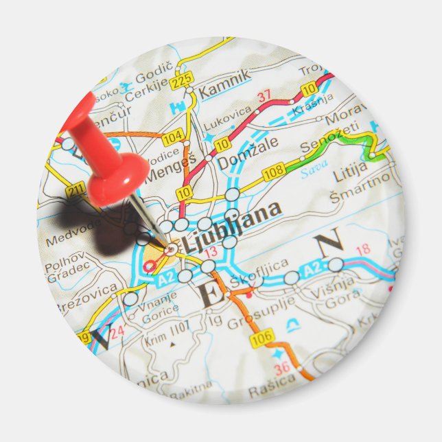 Íman Ljubljana, Eslovênia (Frente)