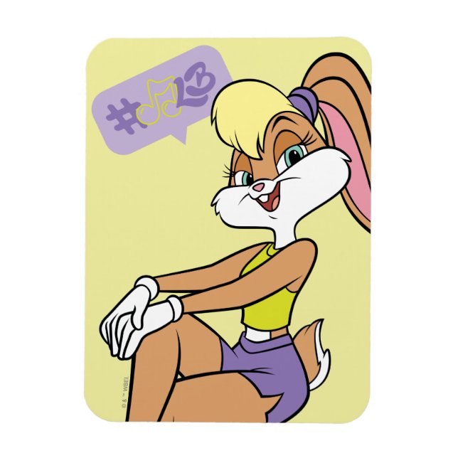 Íman Lola Sitting (Vertical)