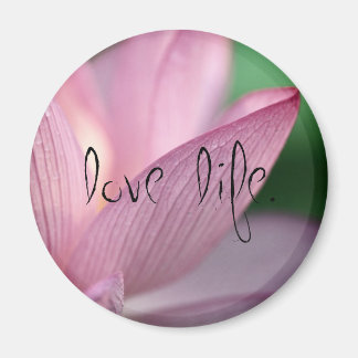 Íman Lotus, Love Life