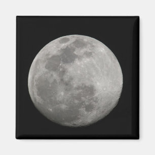 Íman Lua cheia em preto e branco. Crédito: Arthur