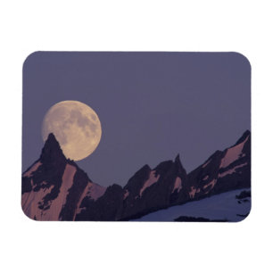 Íman Lua Cheia Surge Montanhas Chugach Alasca