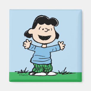 Íman Lucy with Arms Wide