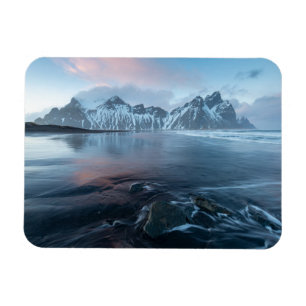 Íman Luz surpreendente em Islândia Stokksnes,