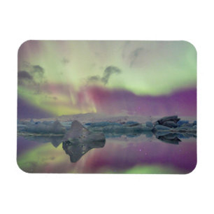 Íman Luzes da Aurora Refletem a Lagoa Islândia