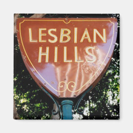 Íman Magnet - "Colinas lésbicas"