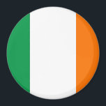 Íman Magnet com Flag da Irlanda<br><div class="desc">Mostre o seu orgulho irlandês com este charmoso ímã com a bandeira da Irlanda! Criado com muita atenção aos detalhes, este ímã é mais do que uma peça decorativa; é uma celebração da cultura e da herança irlandesas. O design ousado mostra orgulhosamente o tricolor icônico da Irlanda, com faixas verticais...</div>