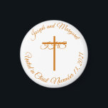 Íman Magnet de Favor do Casamento Católico<br><div class="desc">O design do Magnet de Favor do Casamento Católico apresenta o símbolo do IHS católico exibido sobre uma cruz como design central. (IHS é o símbolo do Cristo na Igreja Católica) Seu texto aparece de forma circular como fronteira. Design é muito agradável aos olhos, e faz um favor de casamento...</div>