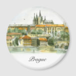 Íman Magnet do Castelo de Praga<br><div class="desc">Castelo de Praga,  PRAGUE CASTLE,  na capital da República Checa. Uma vista do castelo do outro lado do rio Vltava com um vislumbre da ponte Charles no primeiro plano direito. Watercolor por Ralph Dana Case</div>