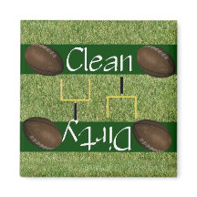 Magneta de máquina de lavar louça de futebol limpa