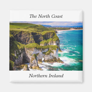 Íman Maiestosos Cliff da Costa Norte da Irlanda do Nort
