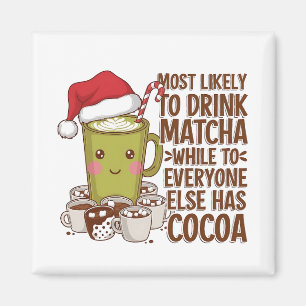Íman Mais Propenso a Beber Matcha Enquanto Todos os Out