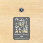 Íman Marcador de porta das memórias do Fazer de cruzeir<br><div class="desc">Este design pode ser personalizado na área fornecida pela alteração da foto e/ou do texto. Ou pode ser personalizado clicando em Personalizar este Modelo e, em seguida, escolhendo o clique para personalizar mais a opção e excluir ou alterar a cor do plano de fundo, adicionar texto, alterar a cor ou...</div>