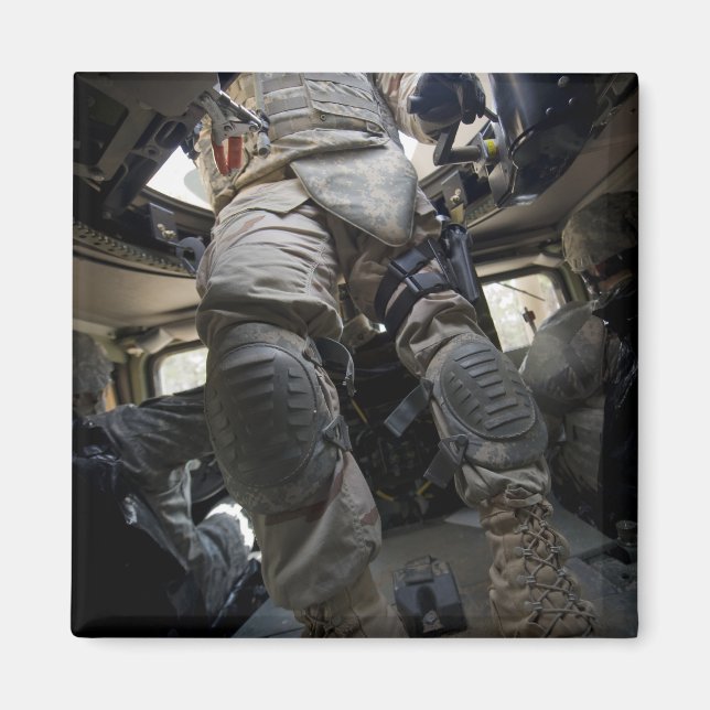 Íman Marinheiros aprendem procedimentos de transporte (Frente)