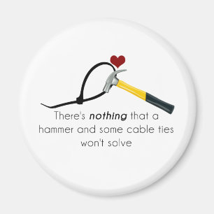 Íman Martelo e correia