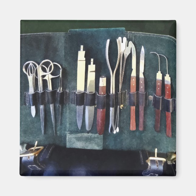 Íman Médicos - Instrumentos Cirúrgicos Circa Guerra Civ (Frente)
