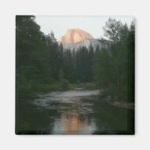 Íman Meia Dome Sunset no Parque Nacional de Yosemite