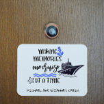 Íman Memórias de fazer Um Cruzeiro por Cabine de Porta<br><div class="desc">Este design foi criado através da arte digital. Pode ser personalizado na área fornecida ou personalizado escolhendo o clique para personalizar a opção adicional e alterando o nome, as iniciais ou as palavras. Você também pode alterar a cor e o estilo do texto ou excluir o texto de um design...</div>