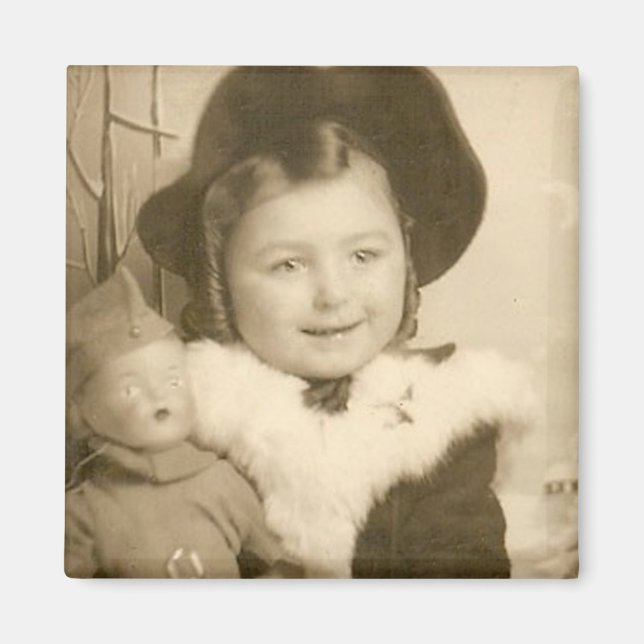 Íman menina com ímã de boneca (Frente)