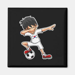 Íman Menino de futebol fazendo Dabbing Camisa da Coreia