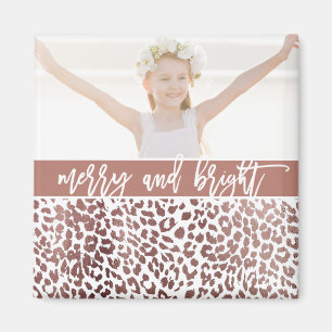 Íman Merry and Bright Leopard Print Photo Holiday