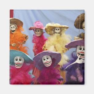 Íman México. Catrinas esqueléticas, figuras celebrando