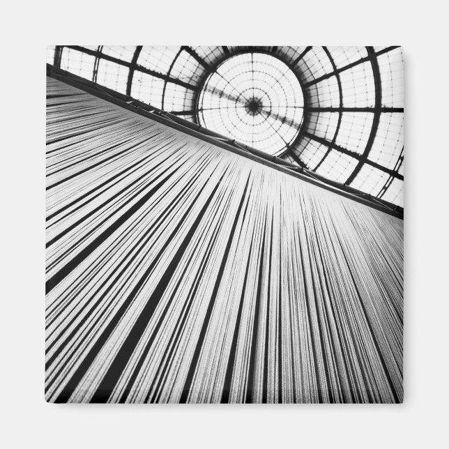 Íman Milano Itália, Exibição na Galleria (Frente)