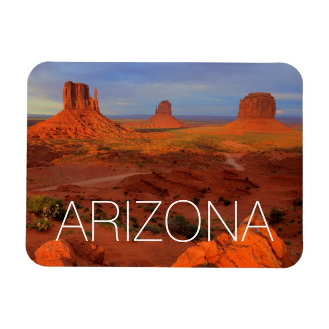 Íman Mittens, Monument valley, AZ (Horizontal)