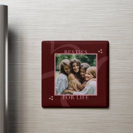 Íman Modern Minimal Maroon Chic Typography Galentine's