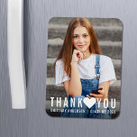 Íman Modern Trendy Graduation Obrigado Heart<br><div class="desc">Modern Trendy Graduation Obrigado Heart Magnet</div>
