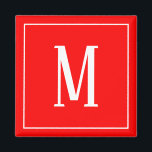 Íman Monograma Branco sobre Magnetos Quadrados Vermelho<br><div class="desc">Um ímã quadrado com um monograma branco sobre fundo vermelho. Personalize o ímã com suas iniciais ou iniciais,  cores,  entre outras opções.</div>