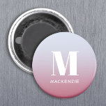 Íman Monograma Moderno Nome Inicial Gradação Azul Cor-d<br><div class="desc">Design de nome inicial minimalista da tipografia moderna que pode ser mudado para personalizar. Branco sobre fundo de gradiente rosa a azul.</div>
