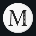 Íman Monograma personalizado e ímã de nome<br><div class="desc">Monograma Personalizado e Dif de Nome apresentam monograma personalizado e nome no estilo de fonte de serif clássico. Perfeito como presentes de dia de os pais para pais,  presentes para padrinhos de casamento e para quaisquer ocasiões especiais.</div>