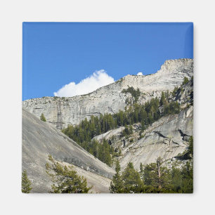Íman Montanhas Granite no lago Tenaya, Yosemite, CA