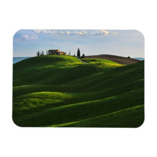 Íman Monte do rolamento perto de Asciano, Toscânia