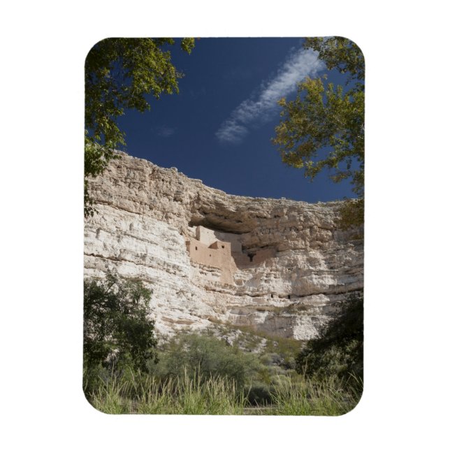 Íman Montezuma Castle National Monument, Arizona 2 (Vertical)