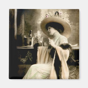 Íman Mulher 1900 parisiense que bebe Champagne