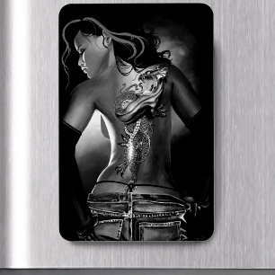 Íman Mulher Dragão Tatuada Branca e Preta com Estilo So