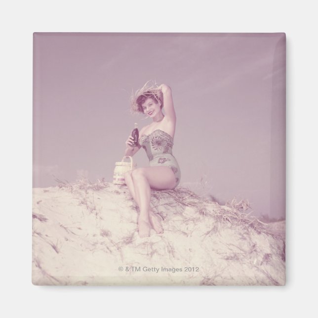 Íman Mulher relaxando na praia (Frente)